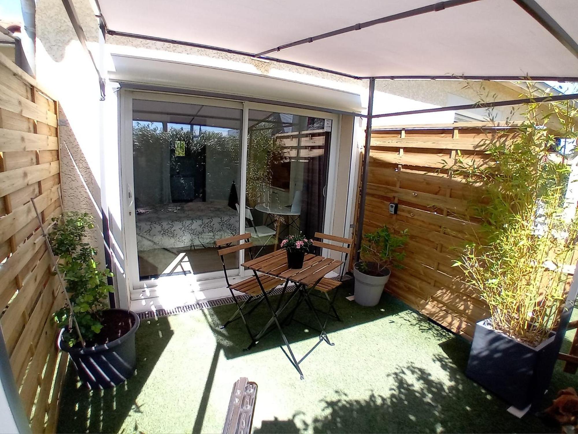 Appart'Hotel Le Clos Lassagne A Brignais - Lyon Sud Esterno foto