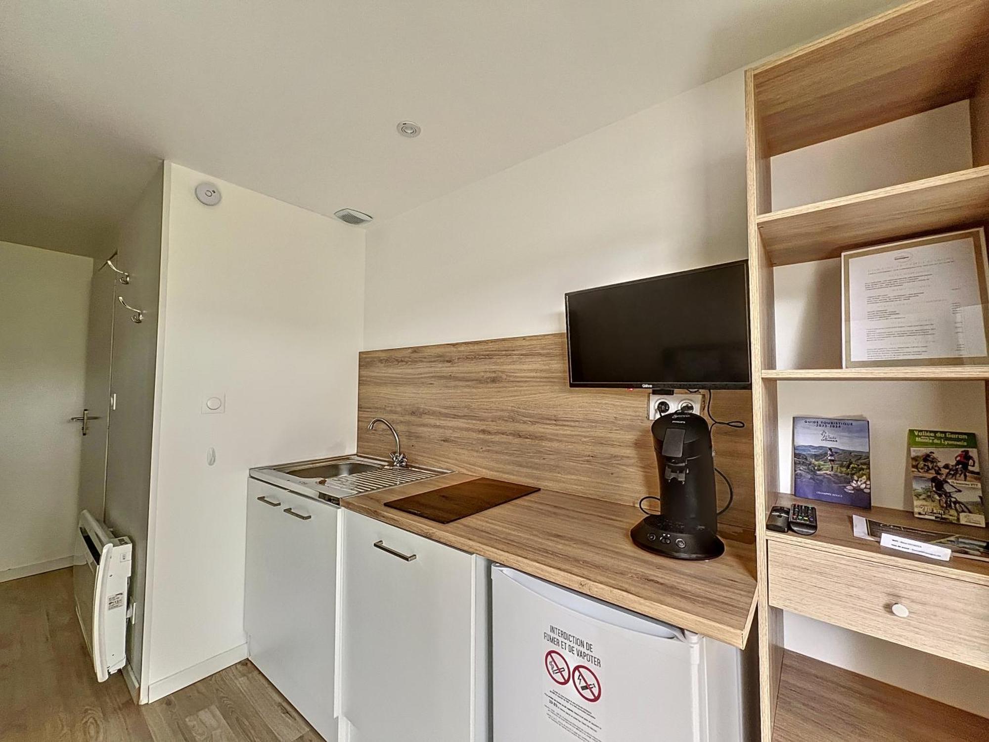 Appart'Hotel Le Clos Lassagne A Brignais - Lyon Sud Esterno foto