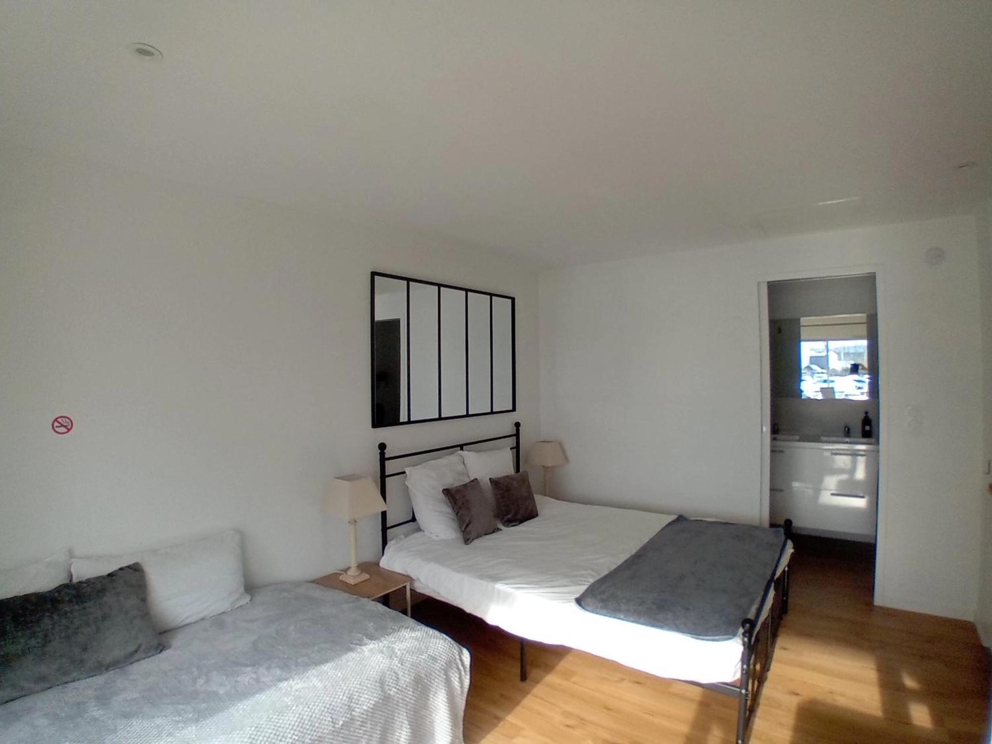 Appart'Hotel Le Clos Lassagne A Brignais - Lyon Sud Esterno foto